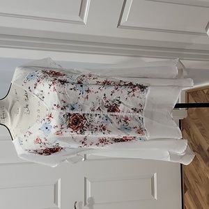 EUC FLORAL PRINT CHIFFON SHARKBITE BLOUSE (D1)